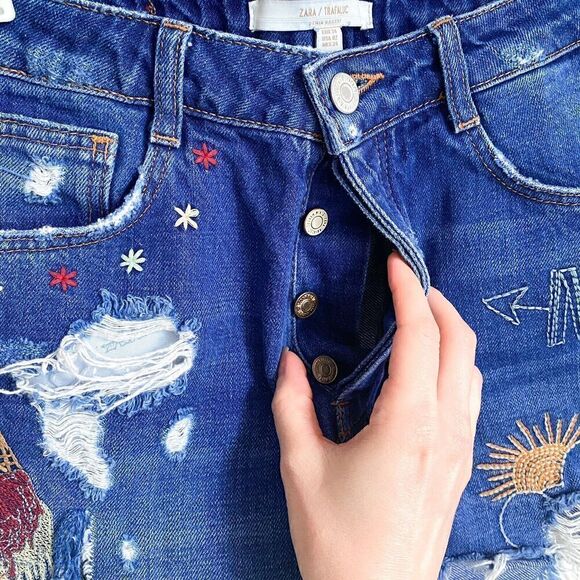 Zara Embroidered Ice Cream Denim Shorts High Rise Button Fly Cut offs US 2 - Picture 5 of 9